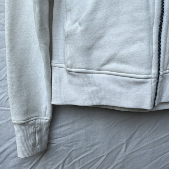NWT White Lululemon Scuba Hoodie IV
Sz6 - Picture 2 of 11